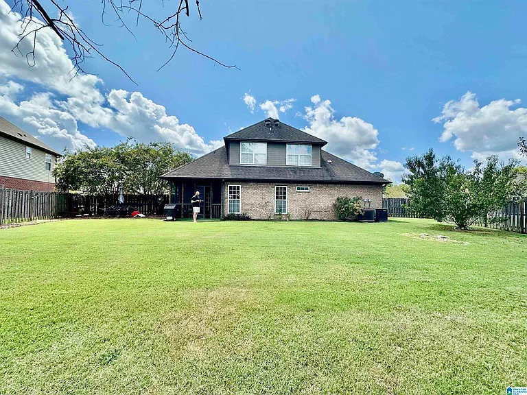 277 Creekside Ln — Photo 36