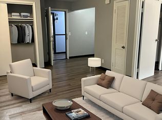 Cleveland Ave - 3788, Columbus, OH 43224