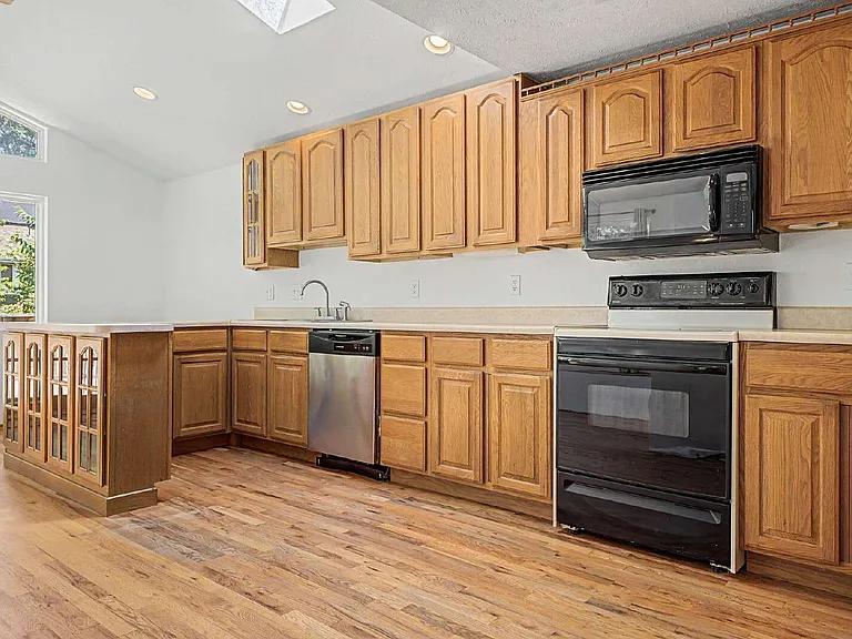 3151 W 25th Ave — Photo 14