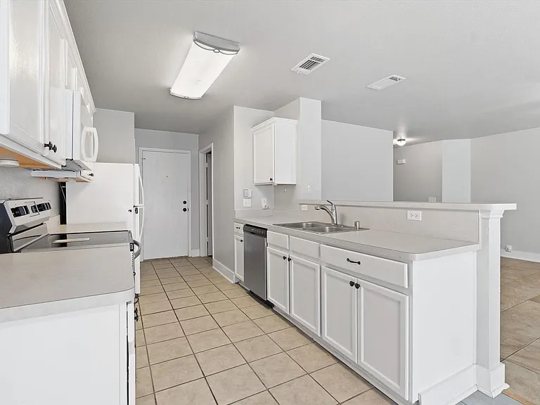 1300 Mallard Dr — Photo 10