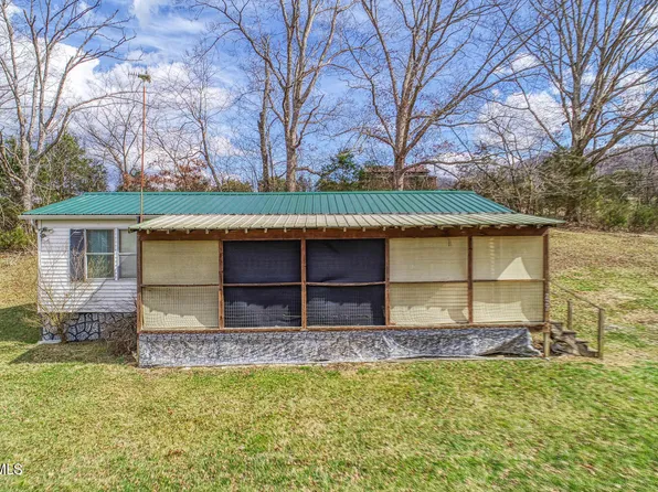 227 Holly Rd, Mooresburg, TN 37811
