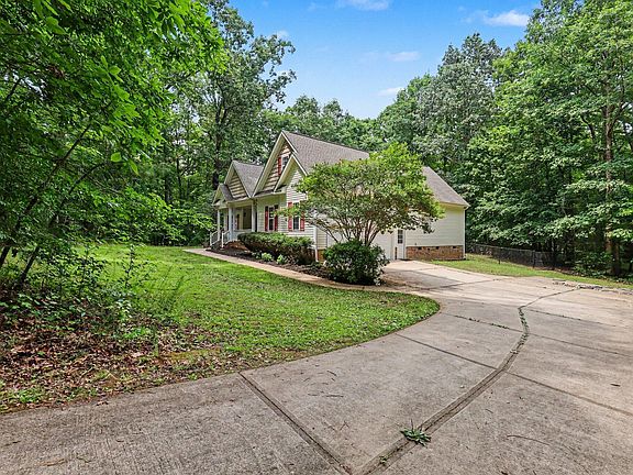 2nd image of 645 Timberlands Dr