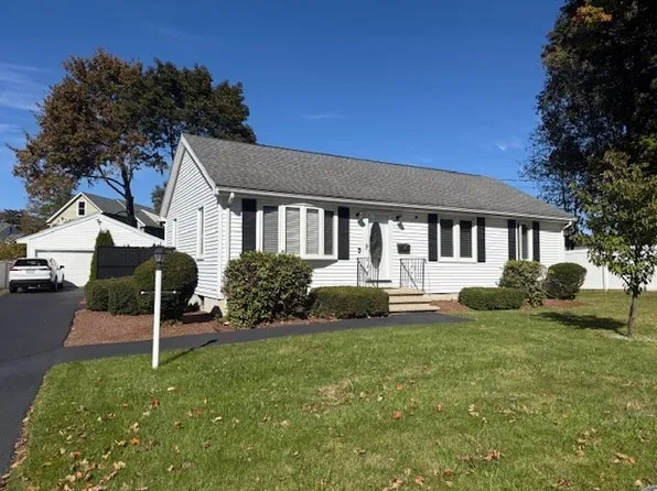 10 Water St, Dracut, MA 01826