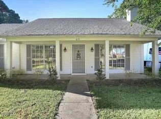 631 Live Oak Dr, Madison, MS 39110