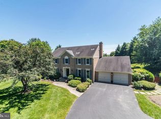 10009 Carpers Farm Ct, Vienna, VA 22182