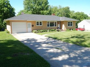 303 W 4th Street Cir, Carrollton, MO 64633