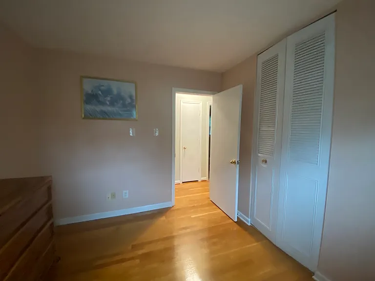 10917 Granada Rd — Photo 14