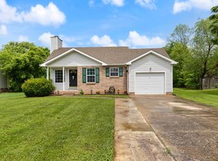 1231 Crystal Dr, Clarksville, TN 37042