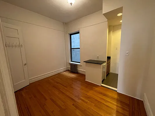 Rented by Jonathan Wachtel, LREB | media 14