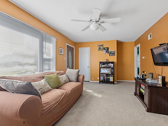 5th image of 6340 W 151st St