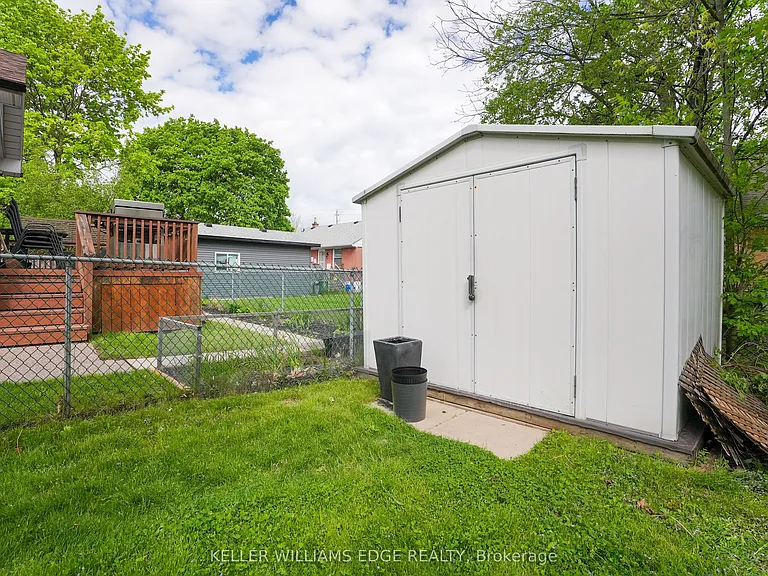 13 Beaucourt Pl #LOWER — Photo 22