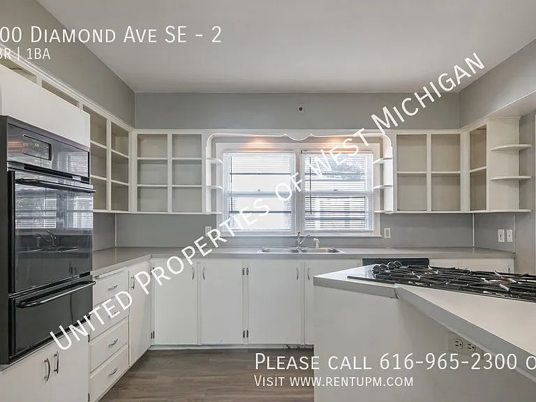 100 Diamond Ave SE #2 — Photo 7