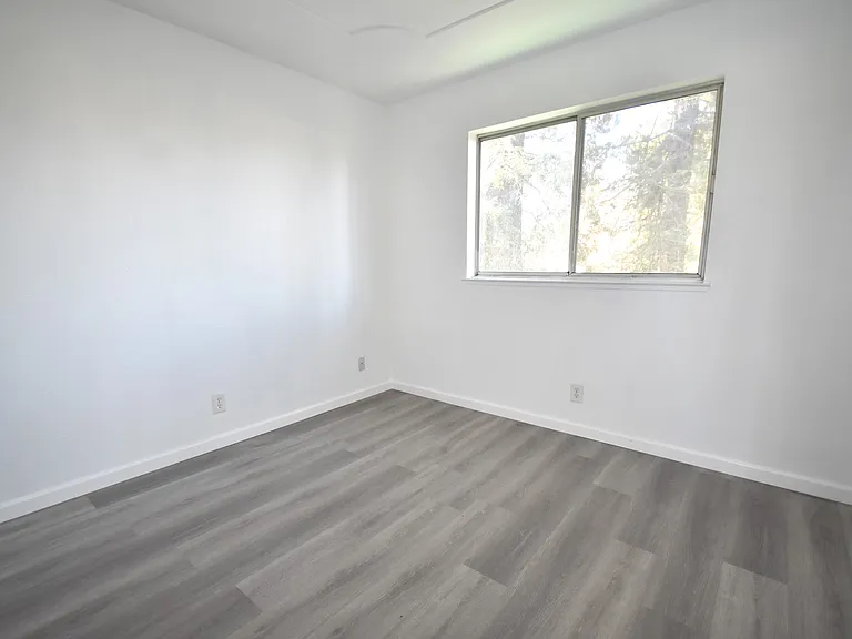 5469 Giuffrida Ct — Photo 7