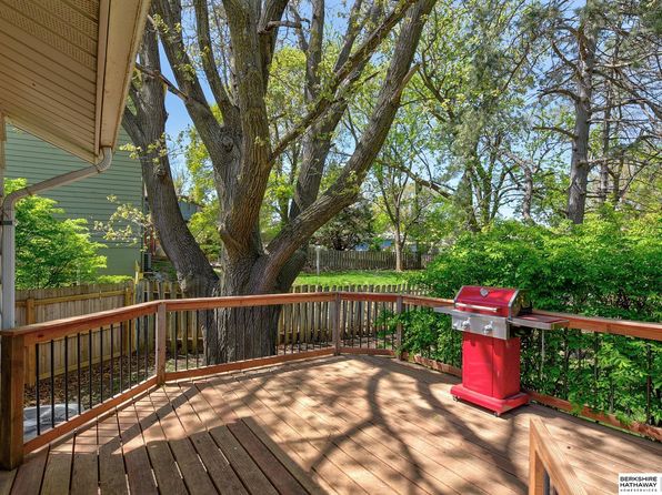 12310 Woolworth Ave, Omaha, NE 68144