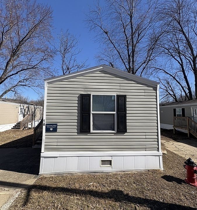 1st image of 16 Amos Valley Dr