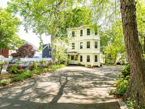 51 Creighton St #3, Boston, MA 02130