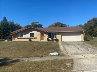 905 Davis Cir, Englewood, OH