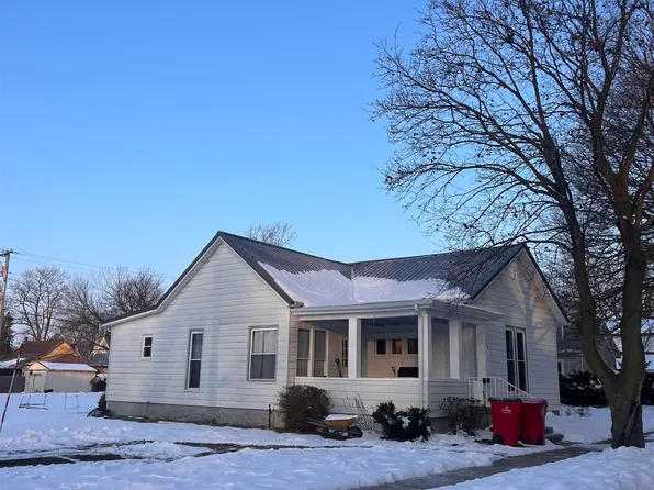 202 N Maple St, Argos, IN 46501