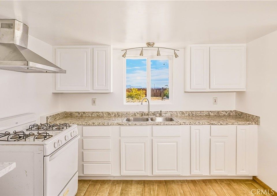 1st image of 3575 Desert Villa Rd