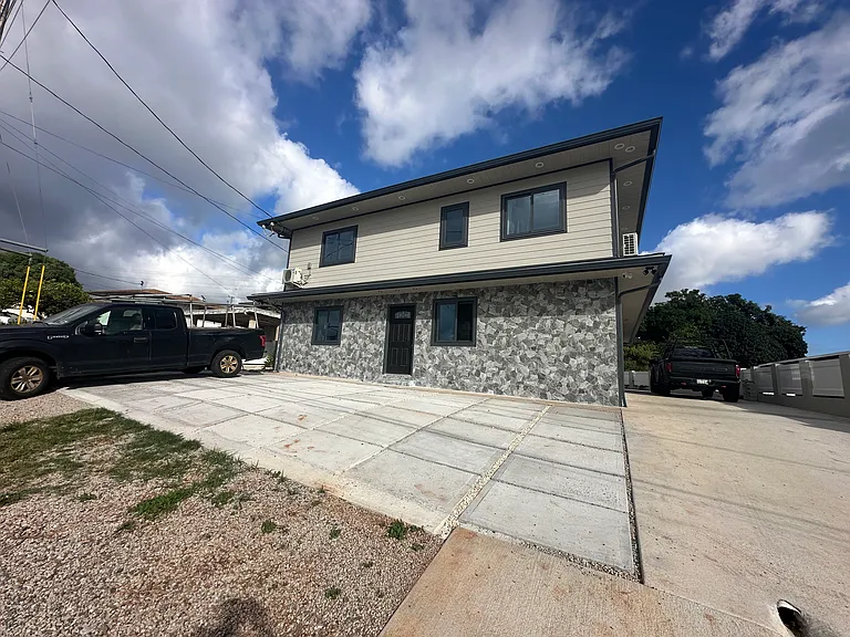 1341 Hoohui St — Photo 1