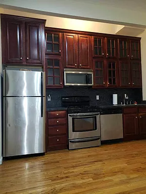 Rented by Ivey North LLC | media 8