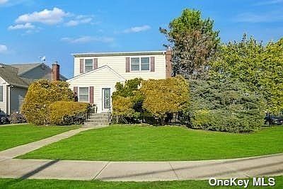 1st image of 26 Croydon Dr
