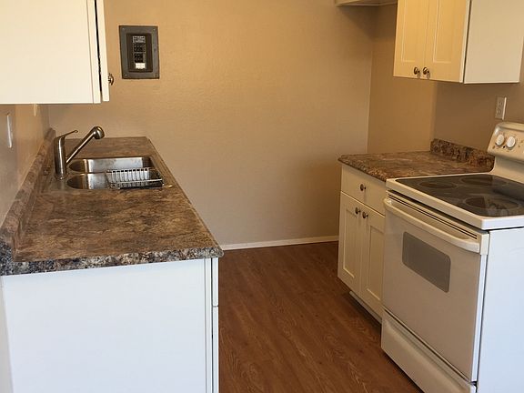 2nd image of 468 S Olive St APT C