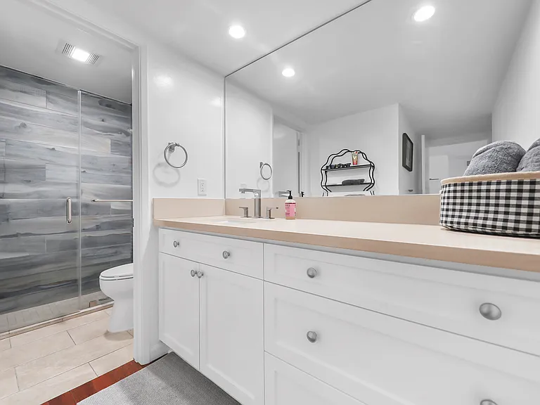 2170 S Palm Canyon Dr #19 — Photo 15