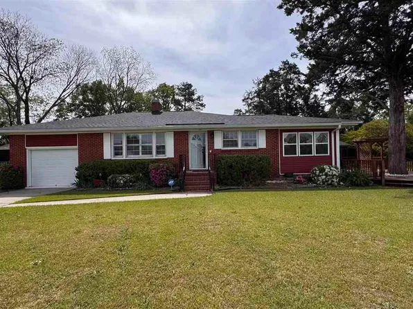 120 Theressa Dr, Darlington, SC 29532