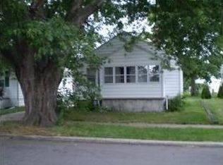 415 W 12th St, Mishawaka, IN 46544