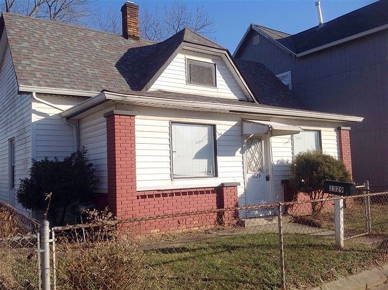 1st image of 1329 S Richland St