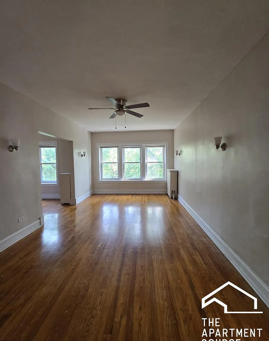 1364 West Estes Avenue #2N — Photo 3