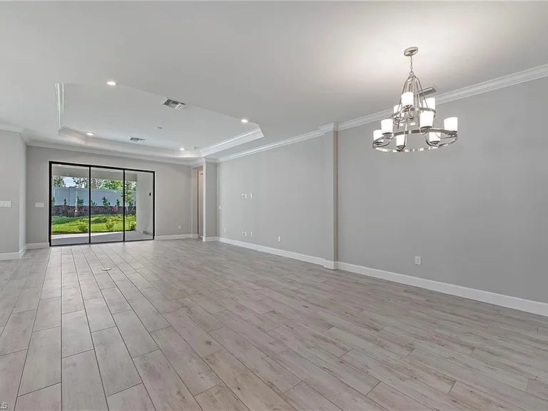 17471 Caravita Ln — Photo 6