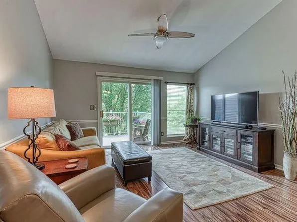 7410 Centrecrest Ln APT G, Florence, KY 41042