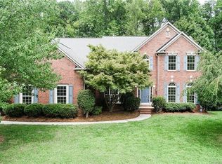 1819 Mountain Trail Dr, Charlotte, NC 28214