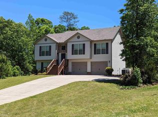 150 Watson Dr, Hull, GA 30646