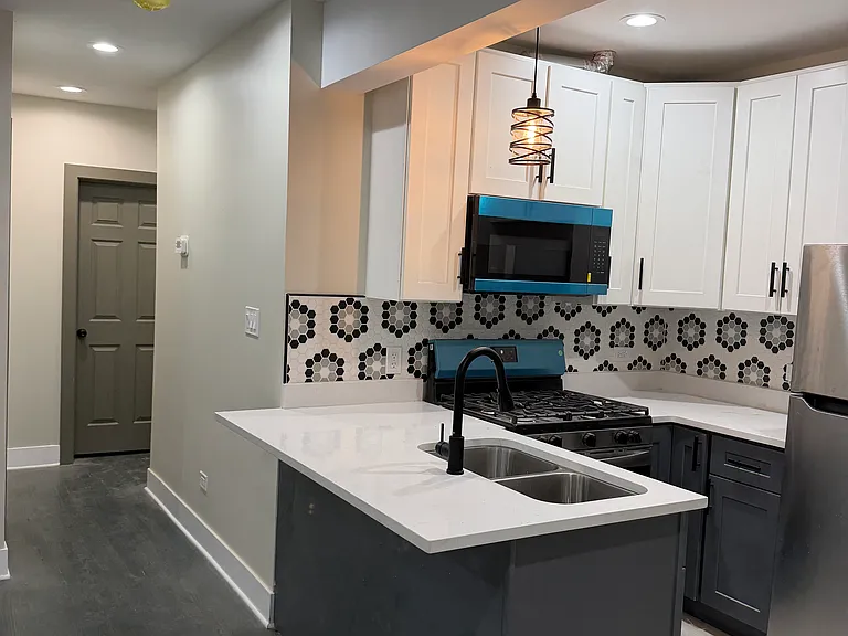 7948 S Evans Ave #9 — Photo 3