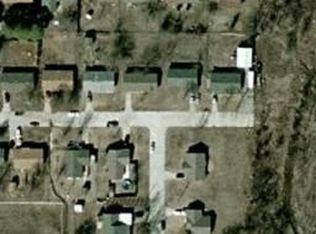 1302 Cottonwood Ln, Claremore, OK 74017