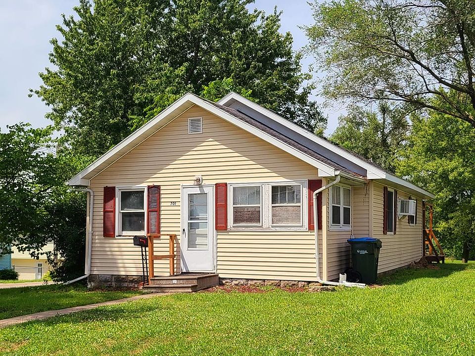 1st image of 701 N Luther St
