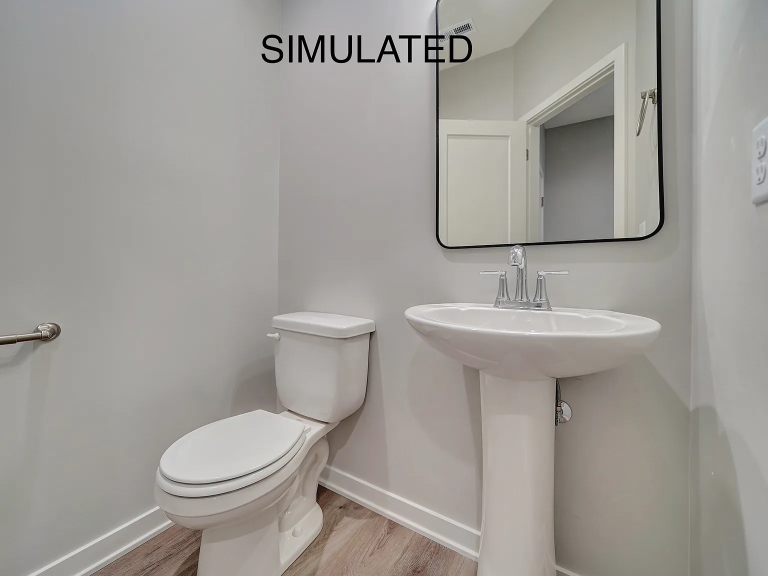 4 bed, 2.5 bath, 2054 sqft, $2,600 — Photo 3
