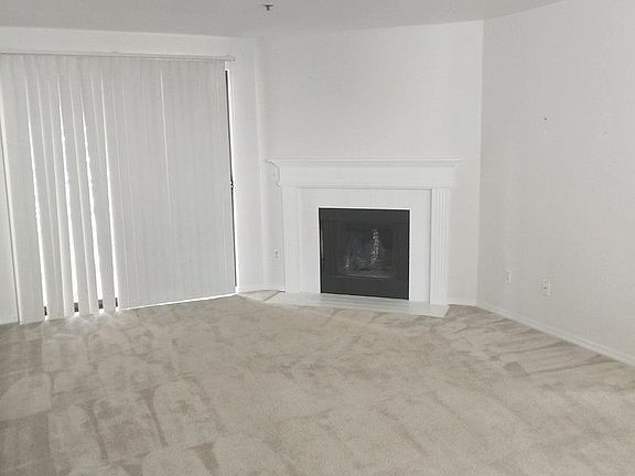 3rd image of 25010 98th Pl S APT B202