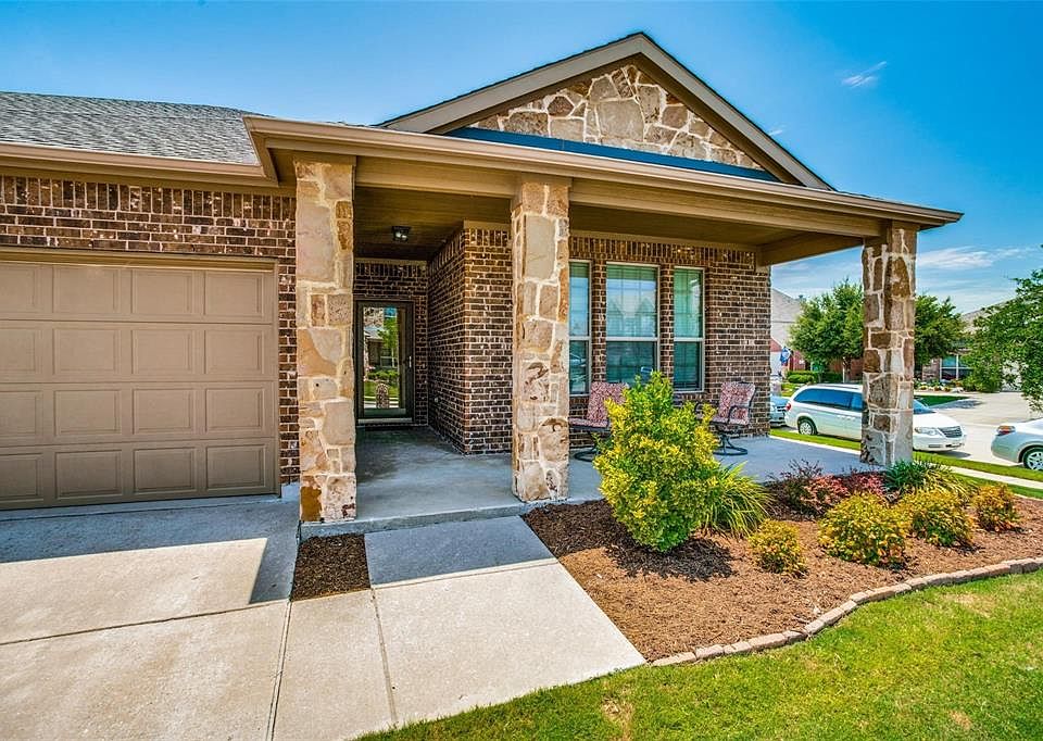 1st image of 1437 Red Dr