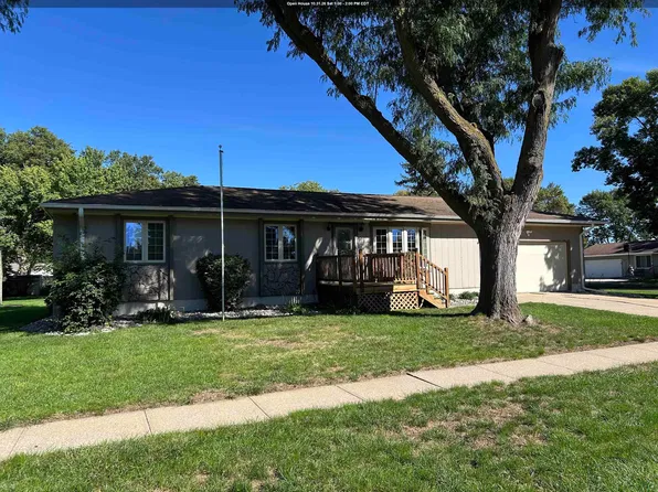 2305 Cardiff St, Sergeant Bluff, IA 51054