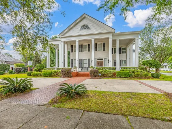 312 E Cherry St, Jesup, GA 31546