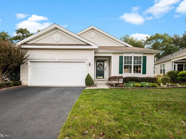 55 Hidden Lake Cir, Barnegat, NJ 08005