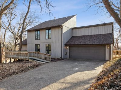 1005 Canterbury Ct, Davenport, IA, 52806