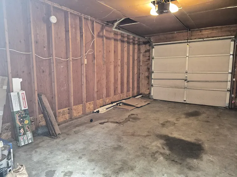 321 Northwood Ln — Photo 37