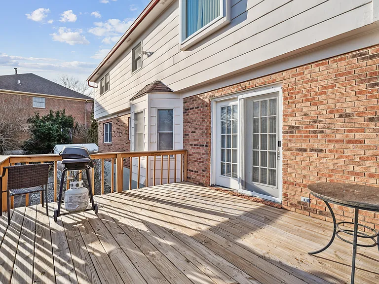 7489 Fitzroy Ct — Photo 45