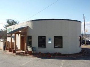 831 W Union St, Morganton, NC 28655
