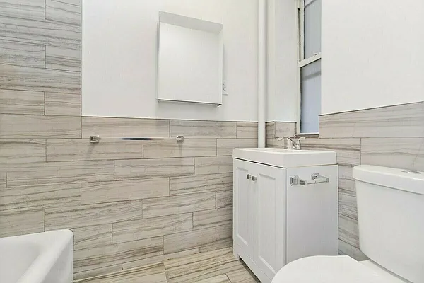 Rented by REAL New York | media 27